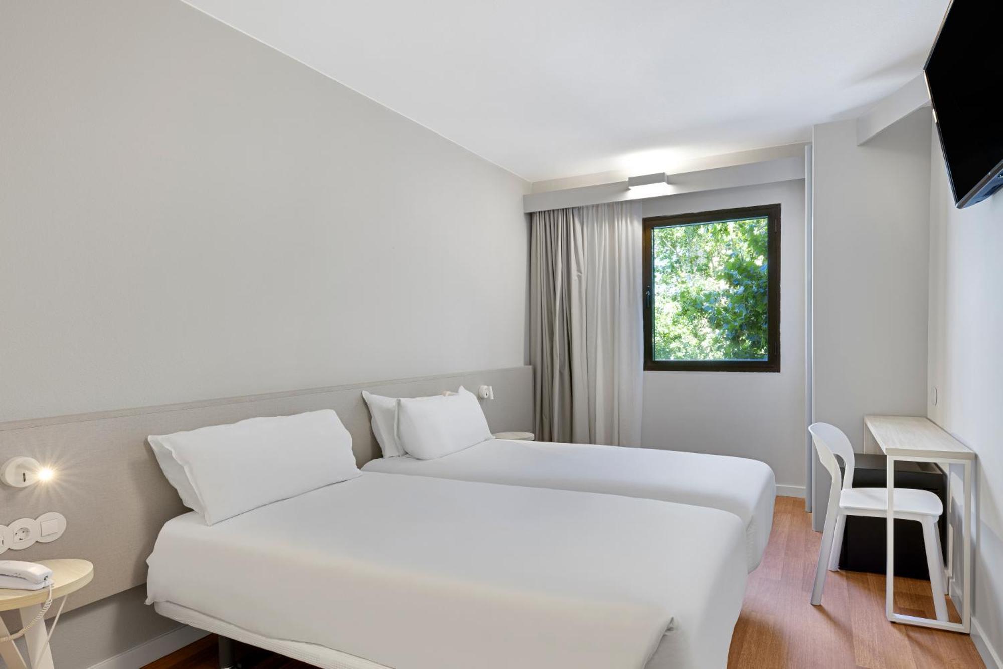 B&B Hotel Zaragoza Centro エクステリア 写真